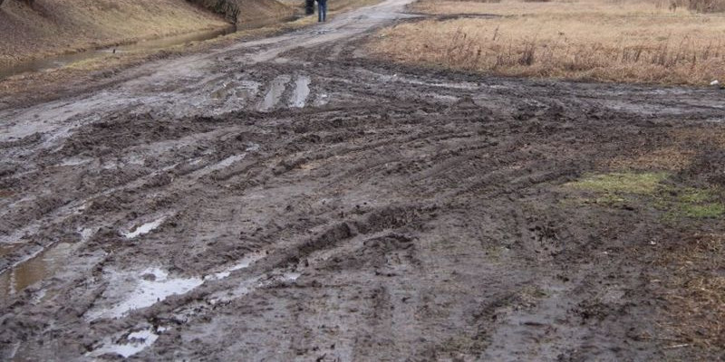 Budowa "milionowej drogi" coraz bliżej. Burmistrz podpisał umowę - Zdjęcie główne