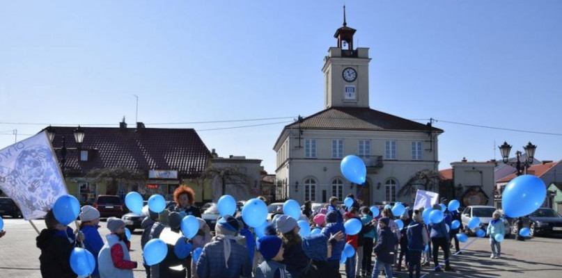 Światowy Dzień Świadomości Autyzmu w Gostyninie - Zdjęcie główne