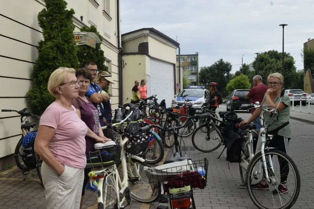 Pojechali szlakiem miejsc pamięci narodowej [ZDJĘCIA] - Zdjęcie główne