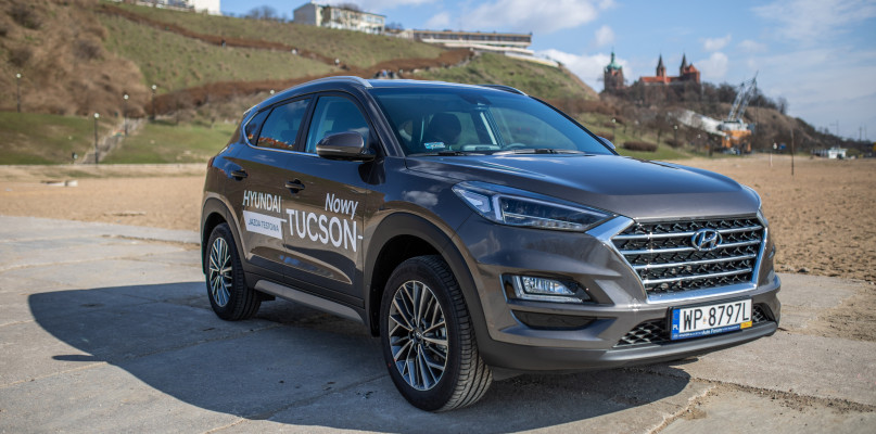 Hyundai Tucson - komfortowy SUV do jazdy po mieście i w dłuższą podróż - Zdjęcie główne