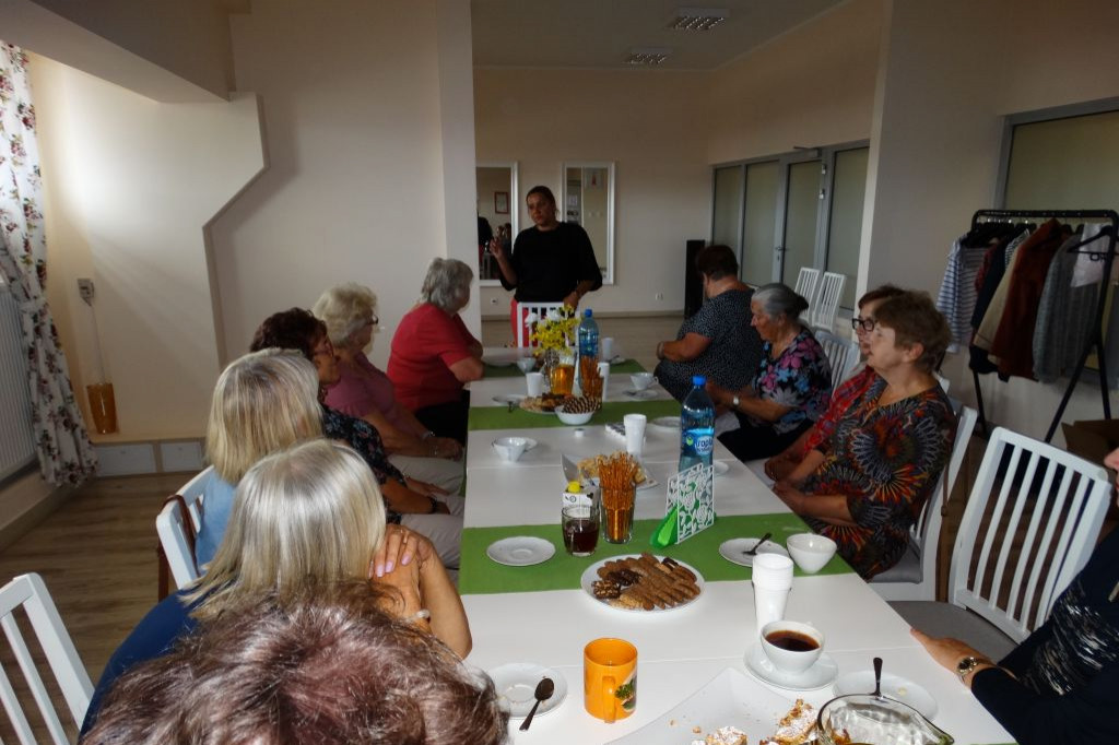 Seniorzy bezpieczni w ruchu drogowym - Zdjęcie główne