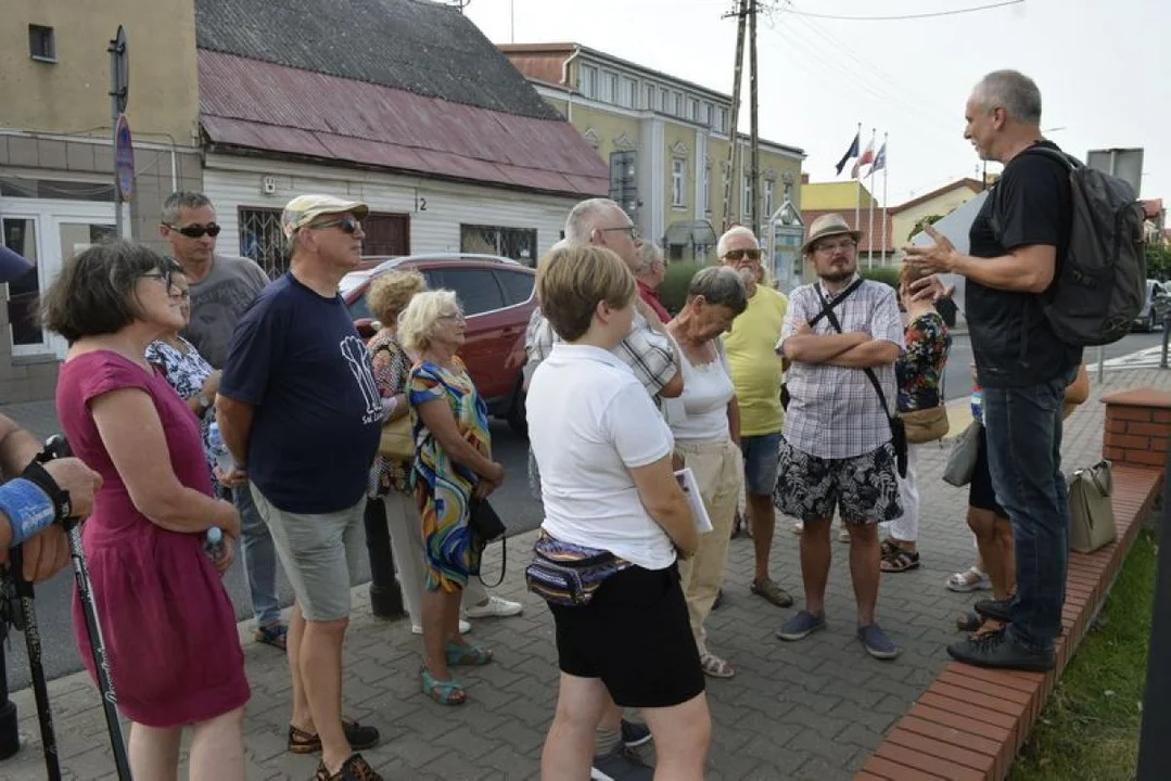 Poszli "Szlakiem Wielokulturowego Gostynina" [ZDJĘCIA] - Zdjęcie główne