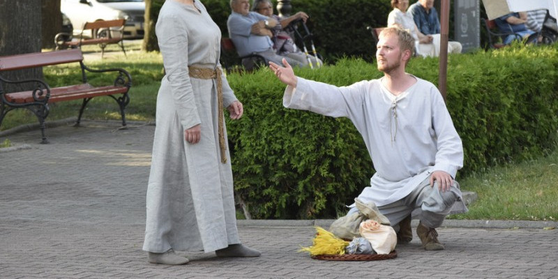 Historyczne wydarzenie na Rynku. Mieszko poślubił Dobrawę  - Zdjęcie główne