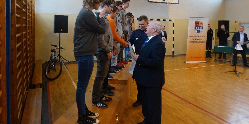 Regionalny turniej wiedzy o ruchu drogowym - Zdjęcie główne