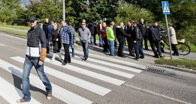 Policjanci czuwali nad bezpieczeństwem pieszych, popełniono 80 wykroczeń! - Zdjęcie główne