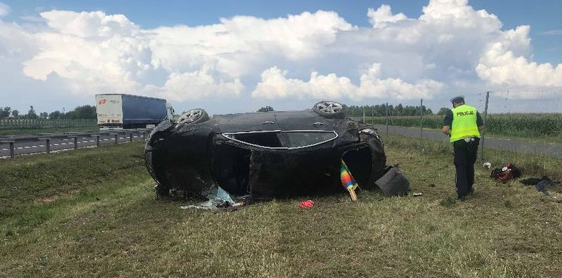 Poważny wypadek: ranne 4 osoby, w tym dzieci [AKTUALIZACJA, FOTO] - Zdjęcie główne