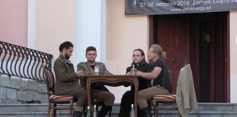 ,,Damy i Huzary' w wykonaniu aktorów z Kalisza - Zdjęcie główne