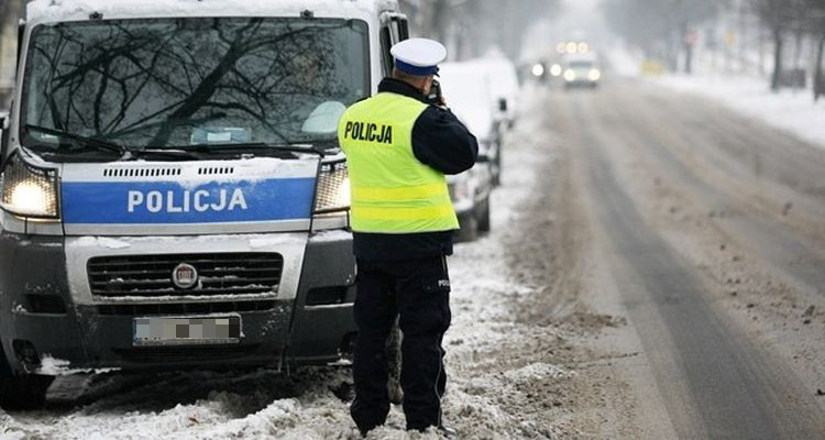 Działania "Alkohol i narkotyki". Policjanci sprawdzają trzeźwość kierowców - Zdjęcie główne