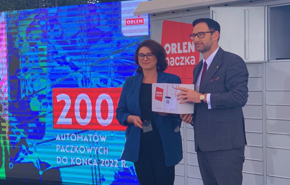 PKN Orlen rzuca wyzwanie InPostowi. 200 automatów „Orlen Paczka” już działa [ZDJĘCIA] - Zdjęcie główne