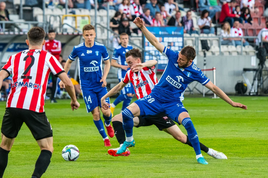 Wisła bez atutów w meczu z Cracovią. Trzecia z rzędu porażka Nafciarzy  - Zdjęcie główne