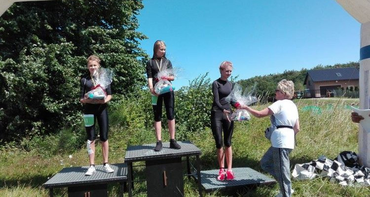 Zwoleń-Team najlepszy w kategorii Kobiet 13-15 - Zdjęcie główne