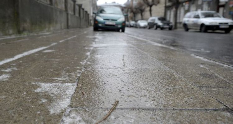 Marznące mżawki i gołoledź. Jutro będzie podobnie - Zdjęcie główne