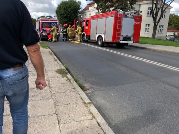 Czołowe zderzenie dwóch aut! Za kółkiem pijana kobieta... - Zdjęcie główne