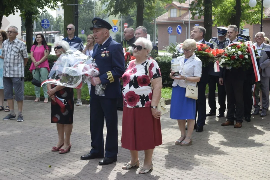 Oddano hołd bohaterom. Obchody 102. rocznicy Bitwy Warszawskiej [ZDJĘCIA] - Zdjęcie główne