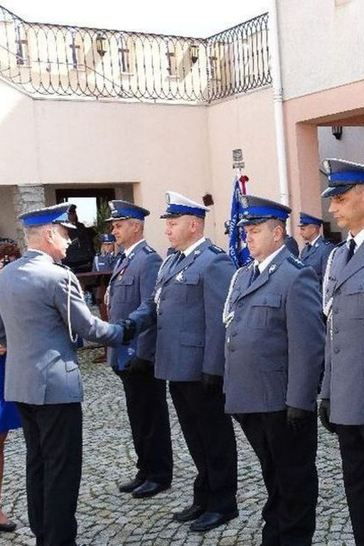 Policjanci świętowali. Były podziękowania, wyróżnienia, awanse - Zdjęcie główne