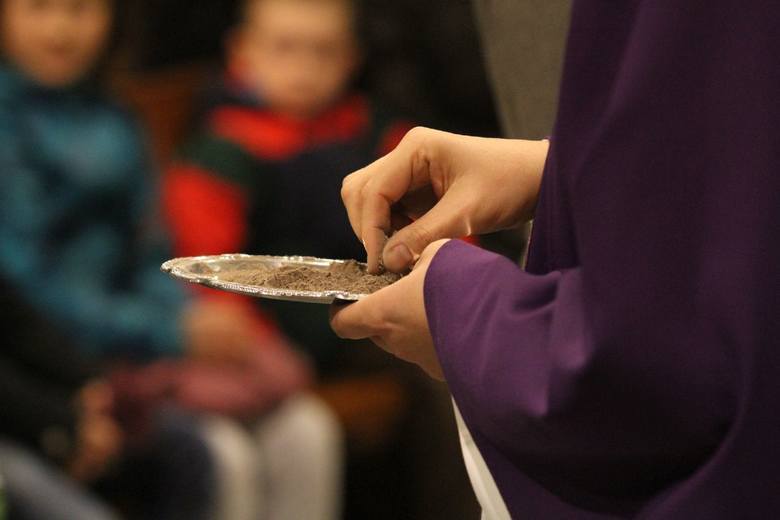 Środa popielcowa inna niż dotychczas. Znamy stanowisko diecezji - Zdjęcie główne