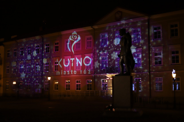 Świąteczne iluminacje w mieście! - Zdjęcie główne