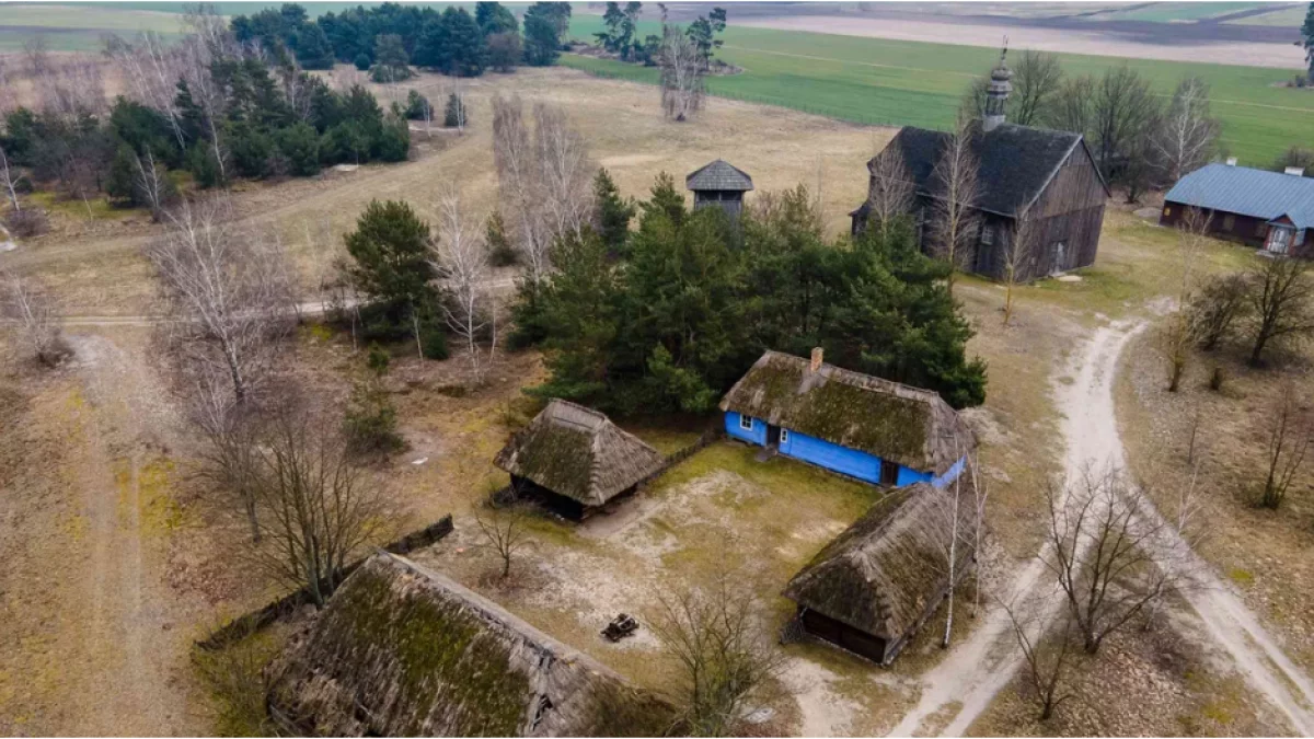 AI wybrała najpiękniejsze wsie w woj. łódzkim. Te miejsca zachwycają klimatem i historią
