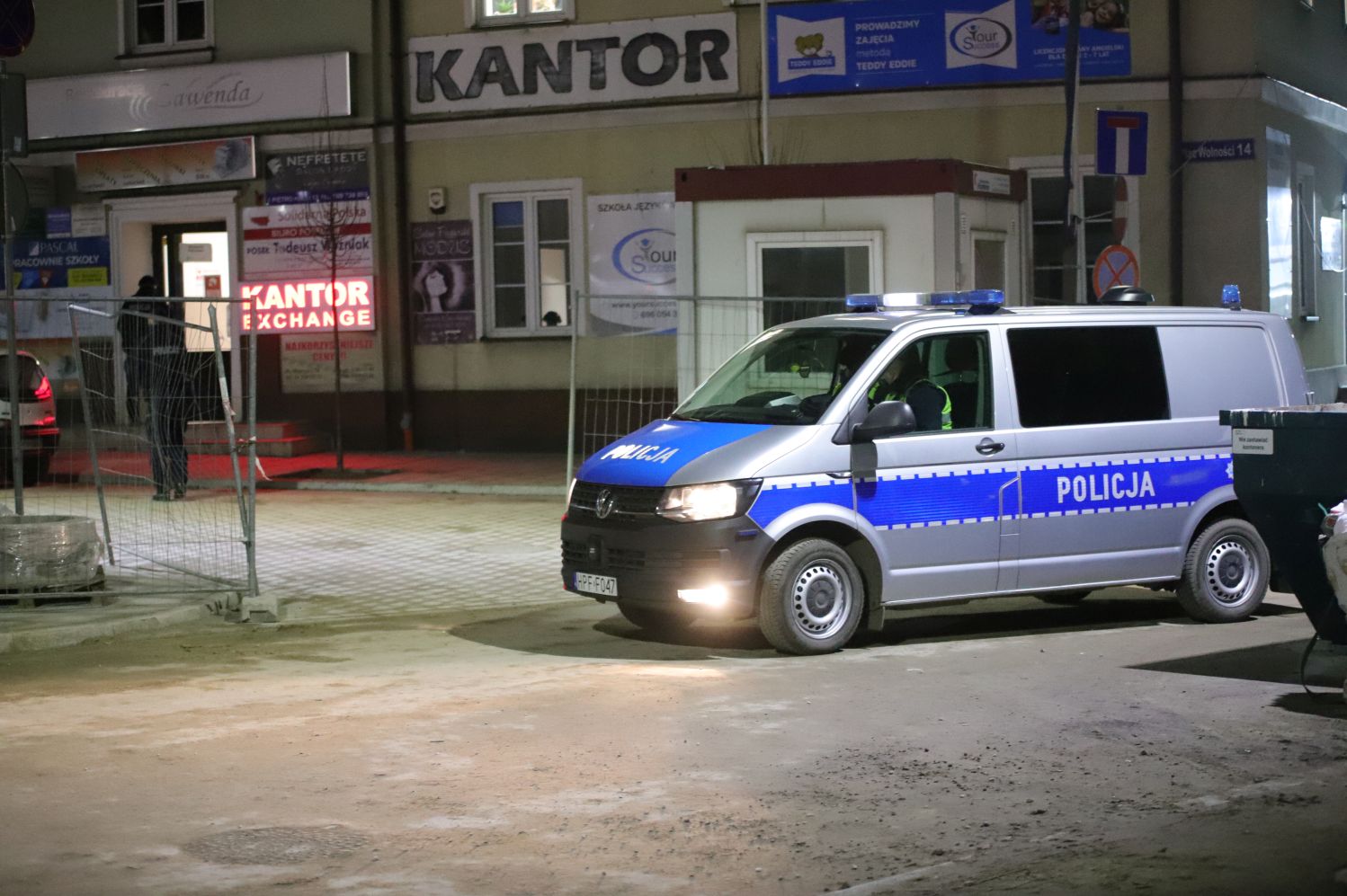 Bójka w centrum Kutna. Policja zatrzymała trzech 17-latków - Zdjęcie główne