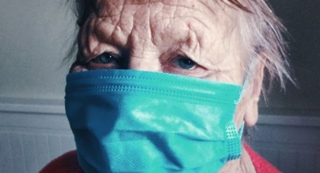 Ponad 10 tysięcy maseczek dla kutnowskich seniorów. ''Dziękujemy!'' - Zdjęcie główne