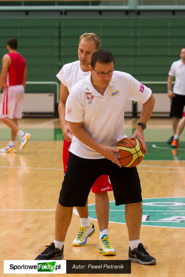 Krzysztof Szablowski w sztabie reprezentacji Polski koszykarzy  - Zdjęcie główne