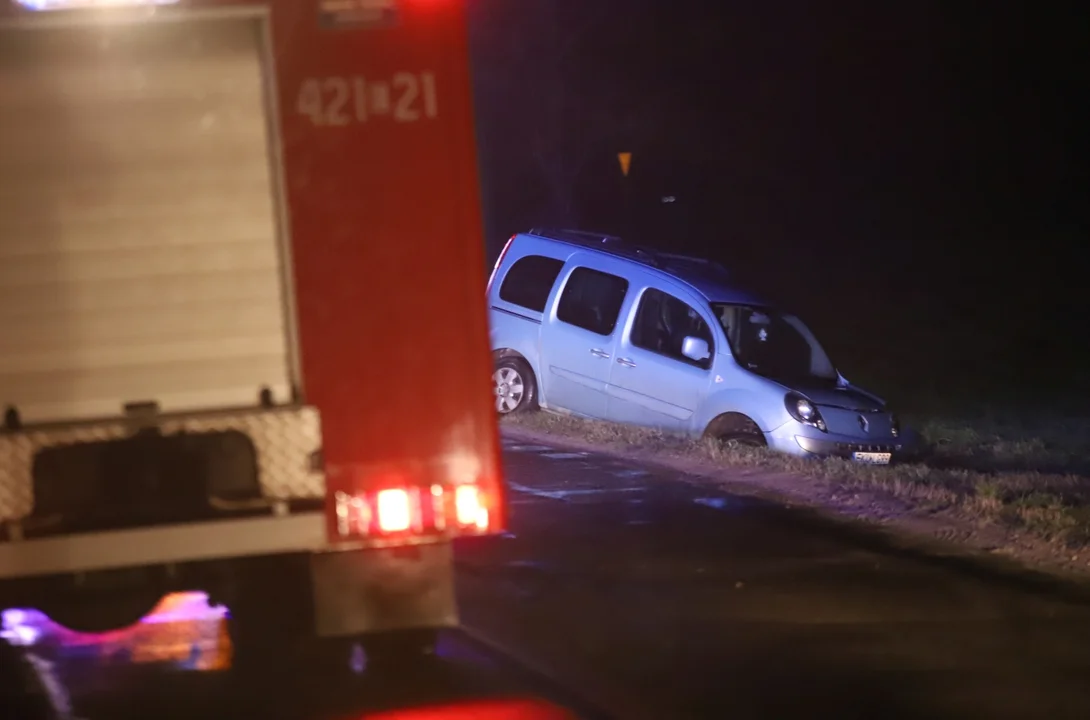 Wypadek w Zawadach na DW 702 między Kutnem a Piątkiem