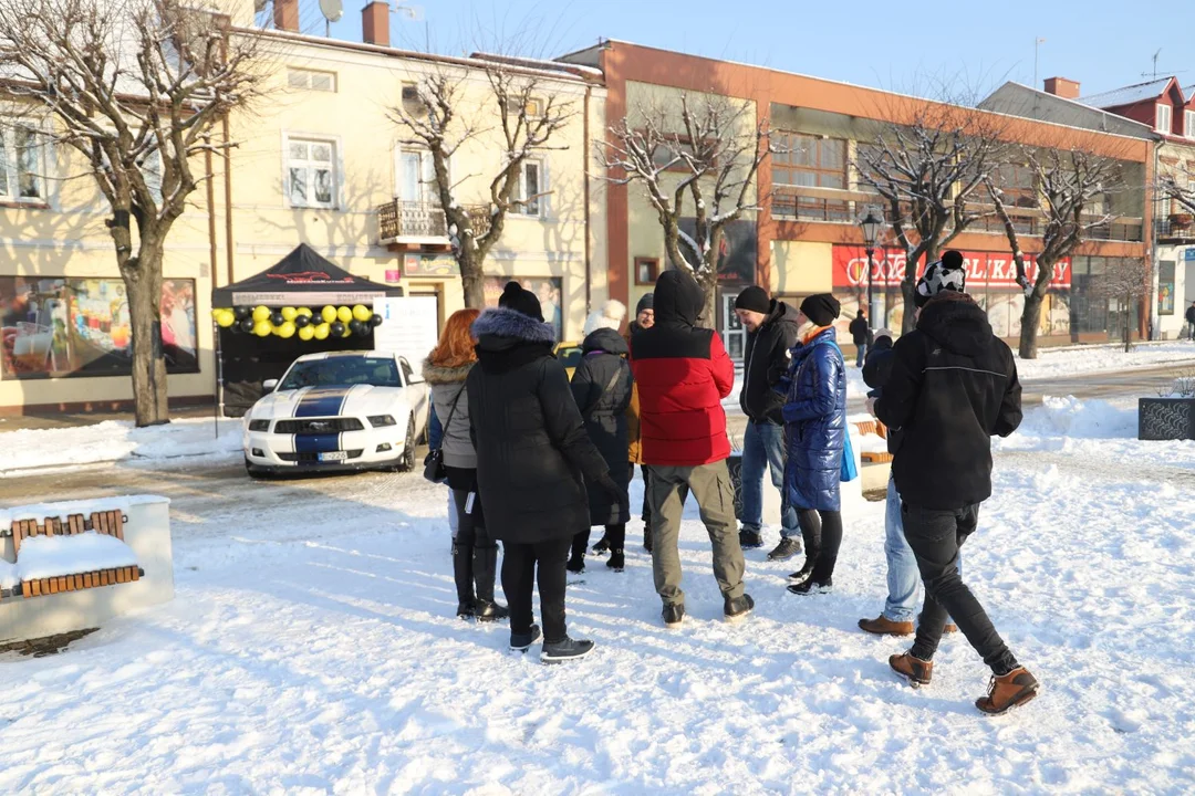 W centrum Kutna spotkamy amerykańskie samochody. Wszystko w celu pomocy fundacji Pro Aperte