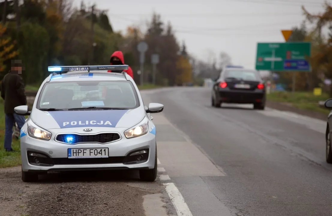 Kontrola drogowa zakończona trzema zarzutami. Zatrzymanemu w Kutnie kierowcy grozi 5 lat więzienia - Zdjęcie główne