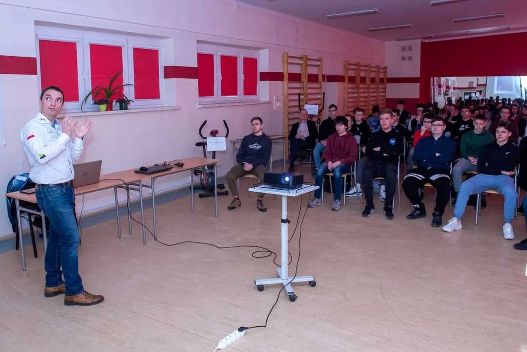 W Zespole Szkół Nr 1 im. St. Staszica w Kutnie gościł Pan Łukasz Wójcik