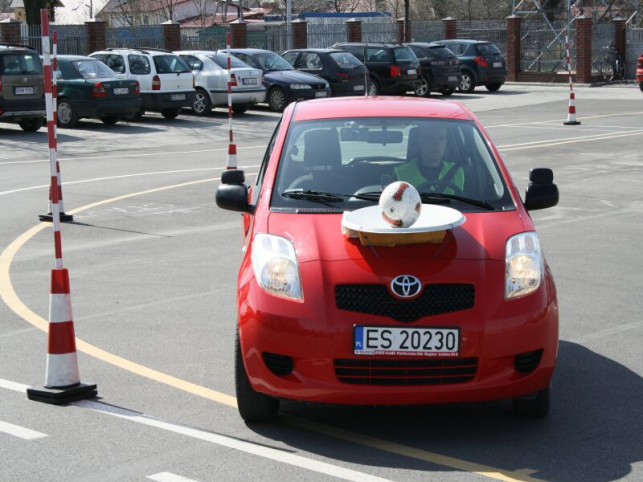 Uczniowie &quot;Troczewskiego&quot; w turnieju motoryzacyjnym - Zdjęcie główne