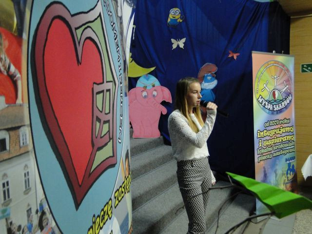 „Dom i rodzina - tu wszystko się zaczyna”. Wyjątkowy konkurs recytatorski - Zdjęcie główne