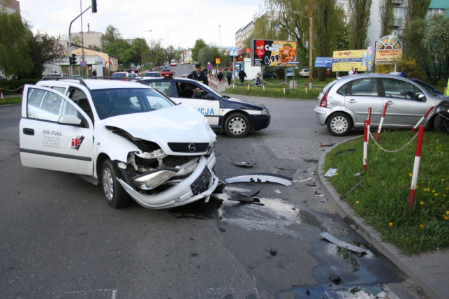 Kolizja na Warszawskim Przedmieściu - Zdjęcie główne