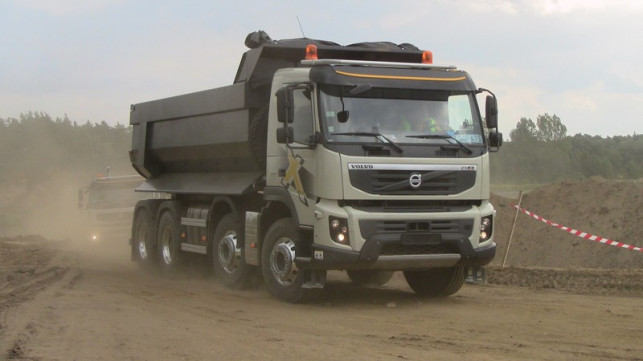 Nowe ciężarówki Volvo FMX w Kutnie - Zdjęcie główne