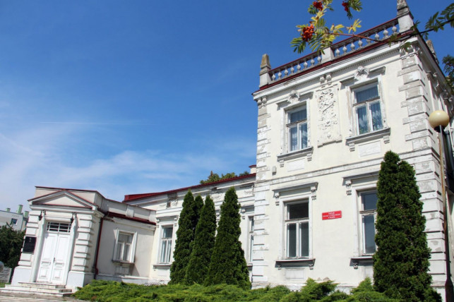 "Nie" dla gabinetu Troczewskiego w dawnym USC - Zdjęcie główne