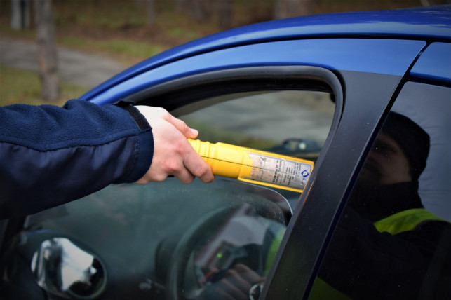 Obywatelskie zatrzymanie. 30-latka za kółkiem miała 3,5 promila - Zdjęcie główne