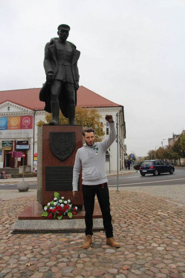 [ZDJĘCIA] Serenda mówi „Dość!” i zakłada partię polityczną. „Przestępca ma się bać państwa” - Zdjęcie główne