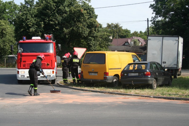 Stłuczka na Chrobrego i Jadwigi - Zdjęcie główne