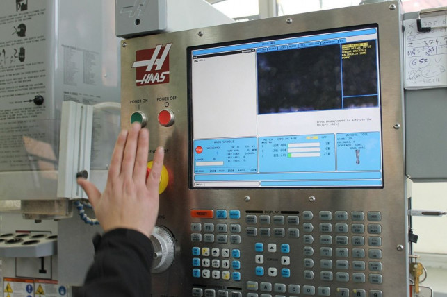 Zalety maszyn CNC - Zdjęcie główne