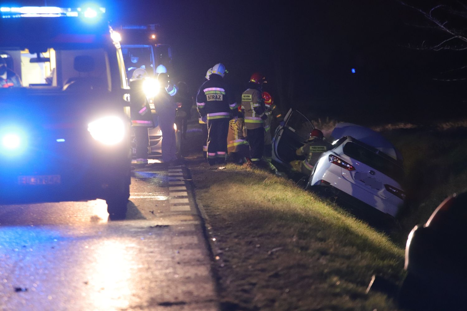 Policja komentuje wypadek między Kutnem a Piątkiem: sprawca był pijany - Zdjęcie główne