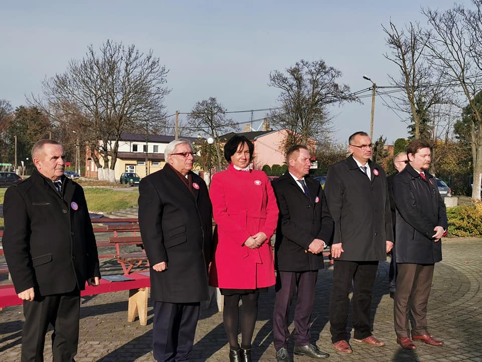 Patriotycznie w powiecie kutnowskim. Dąbrowice oddały cześć bohaterom