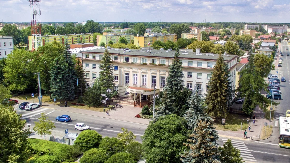 Koniec z urzędami zamkniętymi o 16? Nowe przepisy weszły w życie - Zdjęcie główne
