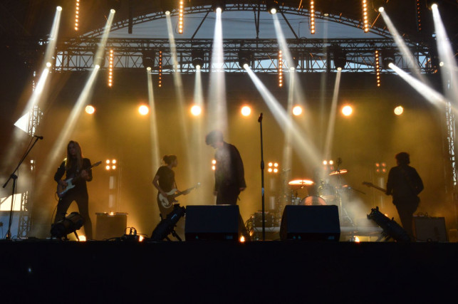 Muzycznie nad Ochnią: Curly Heads zawładnęło sceną - Zdjęcie główne