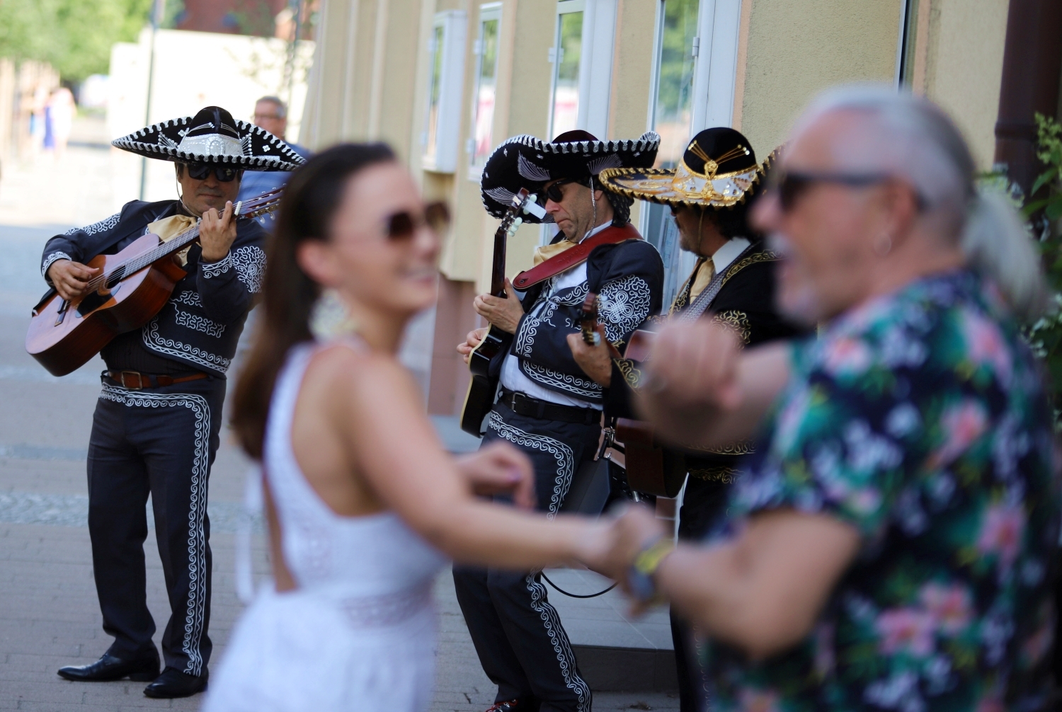 Na placu Wolności zagrało Trio Mariachi