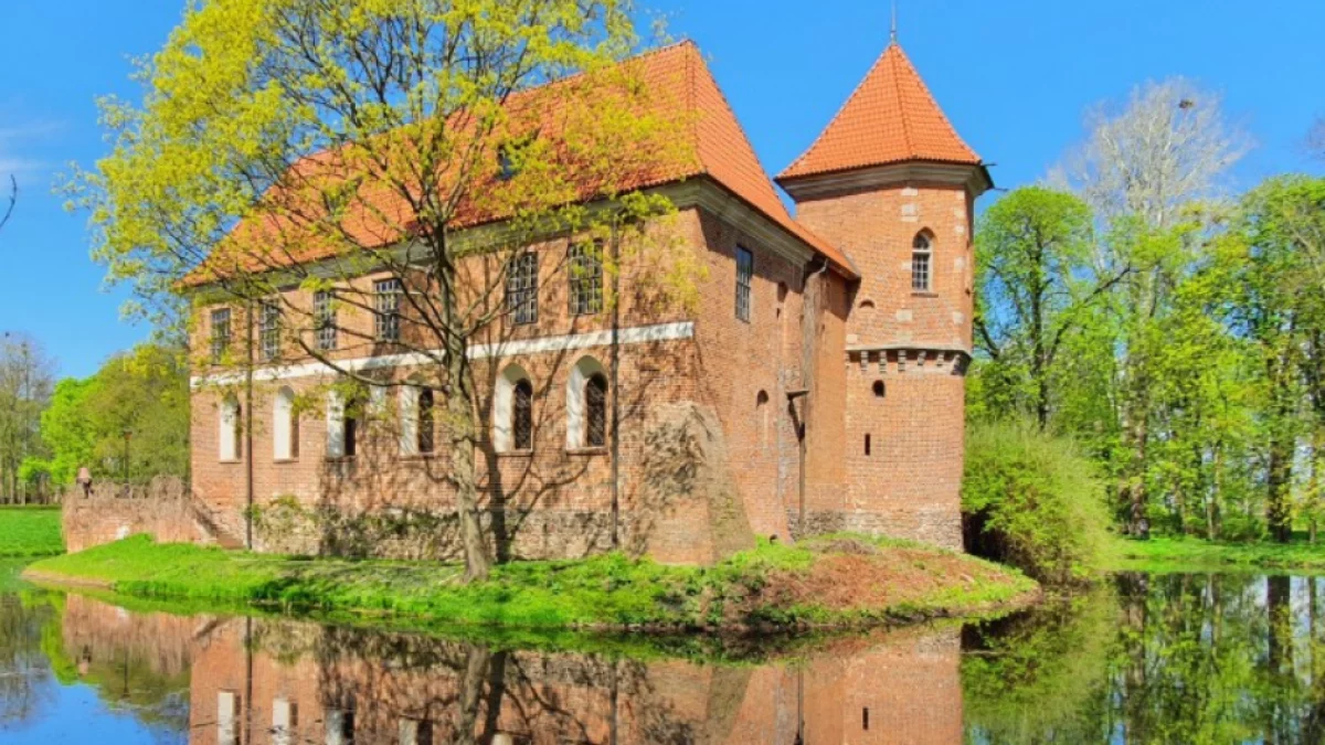 AI wybrało bajkowe miejsca w woj. łódzkim. Te lokalizacje wyglądają jak z innego świata