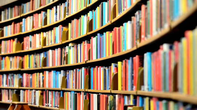 Dobry znak! Lada dzień znów otwierają bibliotekę - Zdjęcie główne