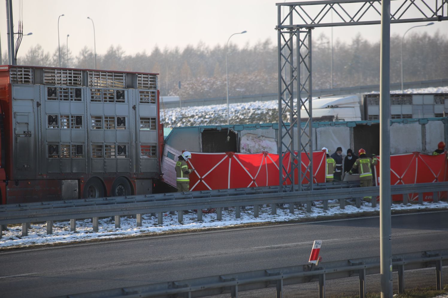 Do zdarzenia doszło na A1 pod Kutnem.