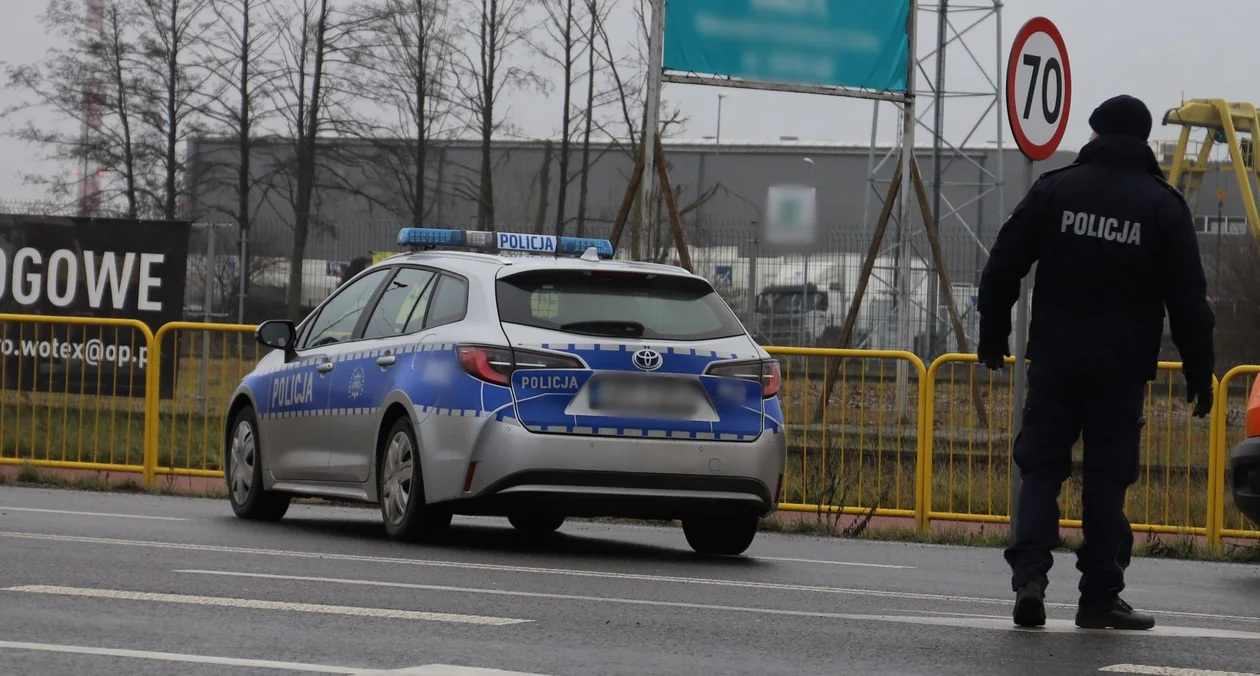 Problemy 24-latka. Wpadł przez... dziurawy tłumik - Zdjęcie główne