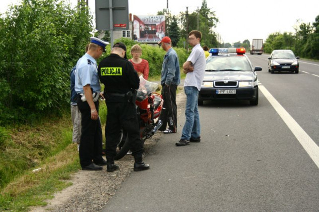 Wypadek motocykla w Adamowicach - Zdjęcie główne