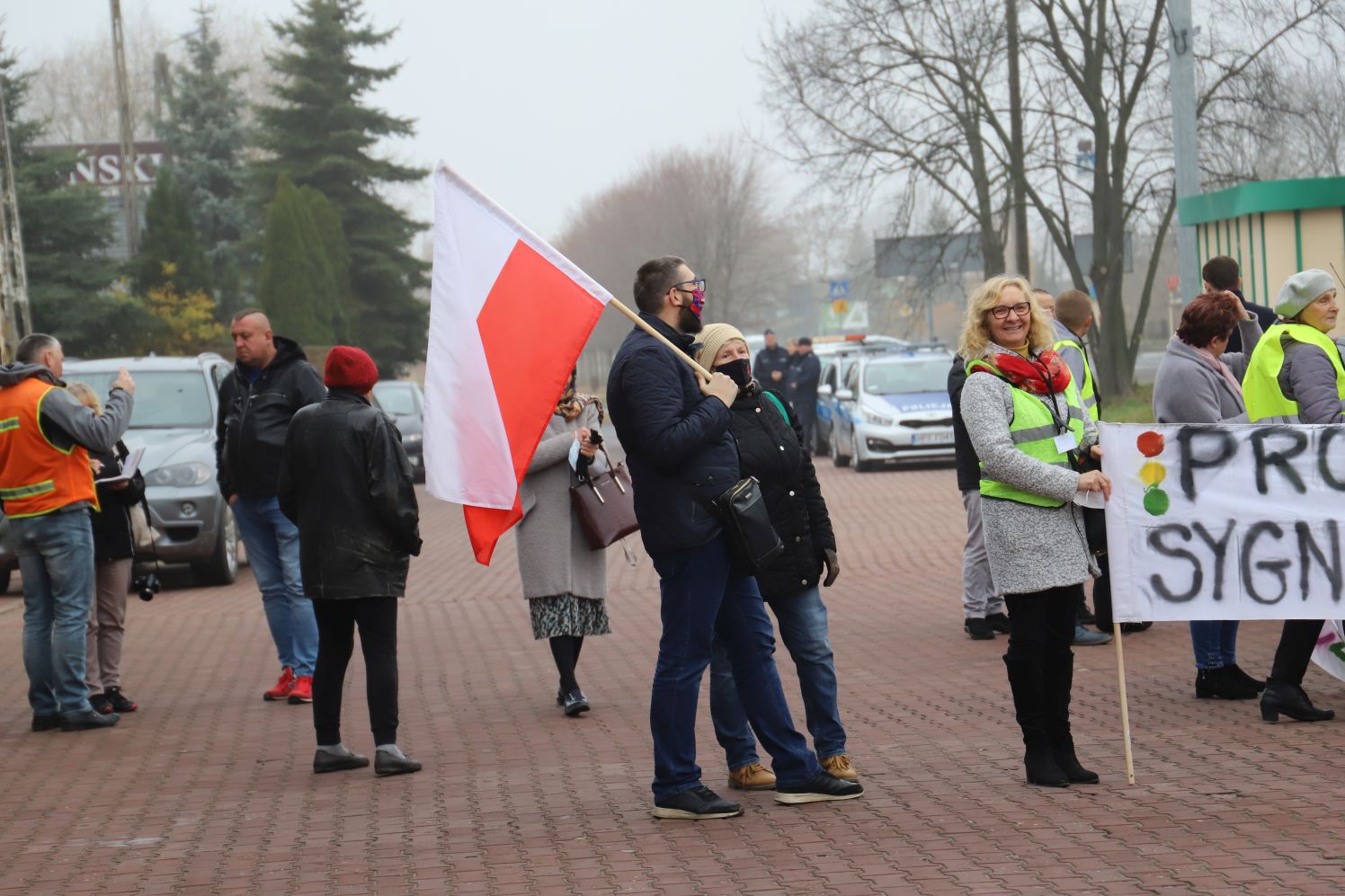 W piątek mieszkańcy gminy Bedlno (pow. kutnowski) protestowali żądając poprawy bezpieczeństwa po niedawnym śmiertelnym wypadku