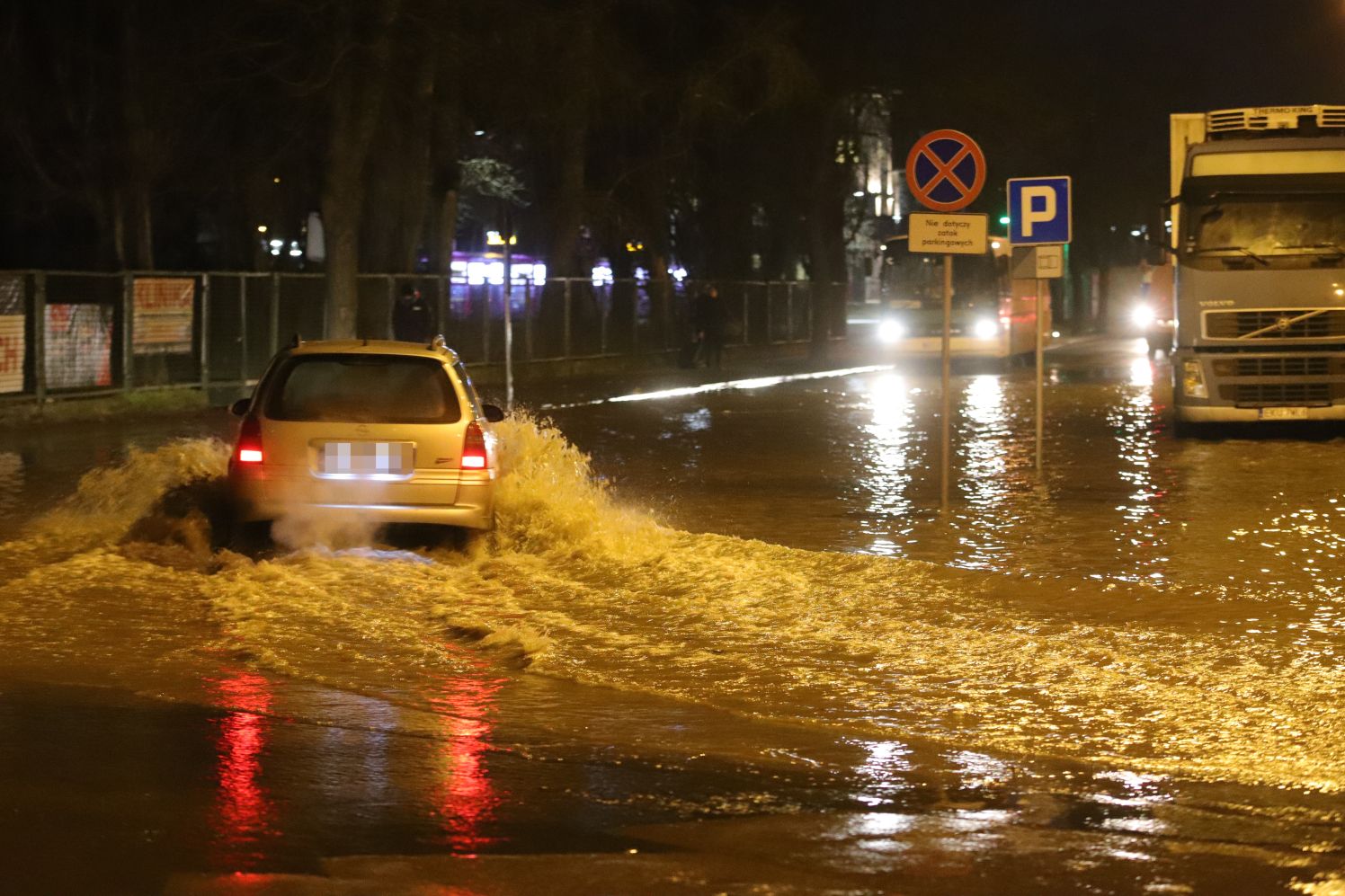 Do awarii doszło na jednej z ulic kutnowskiej Wenecji